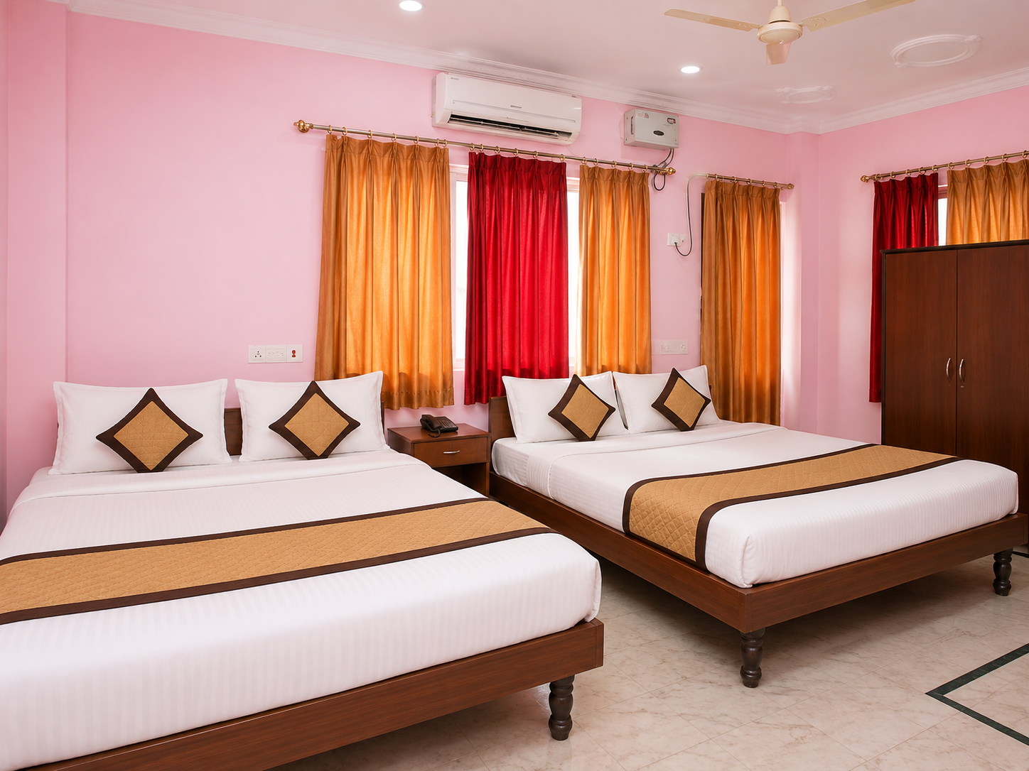 Twin bed room with comfortable bedding