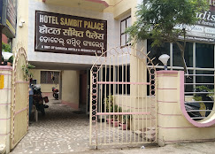 Hotel Sambit Palace entrance