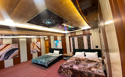 Hotel Sambit Palace premium room interior